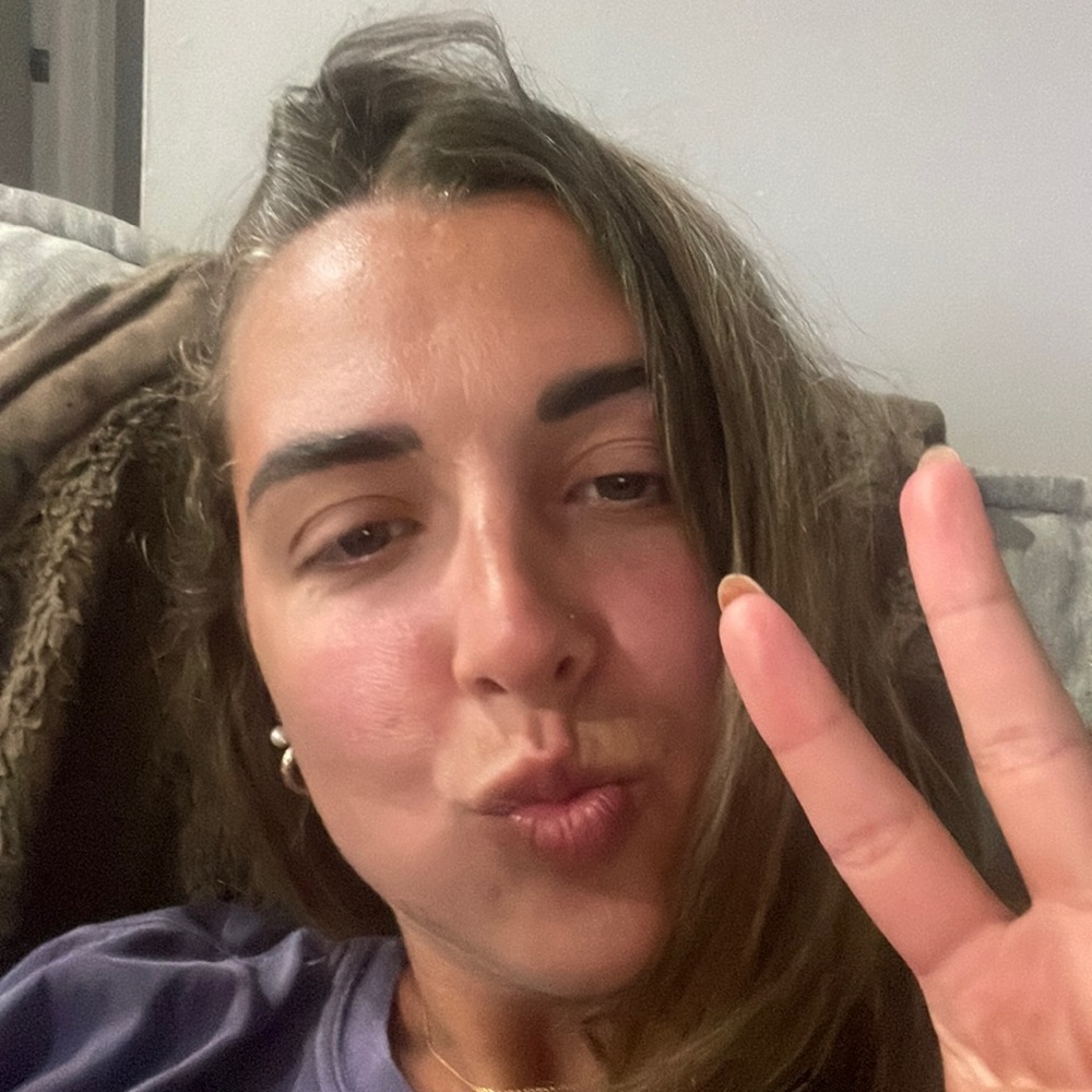 Meet your Posher, Ali